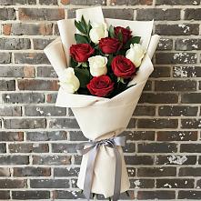 Букет цветов из:  Розы в Морках