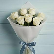 Букет 7 Белых роз Эдлесс Лав в Морках