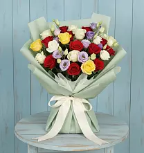 Букет цветов из:  Розы в Морках