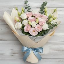 Букет цветов из:  Лизиантусы в Морках