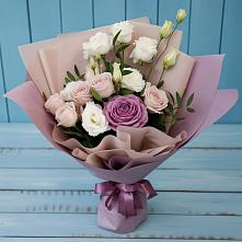 Букет цветов из:  Розы и Лизиантусы в Морках