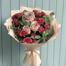 Букет цветов из:  Гвоздики и Розы #REPLACE_PRED# Морках
