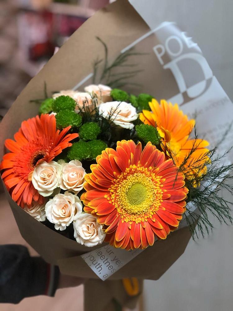 Букет цветов из: Герберы, Хризантемы и Розы в Морках